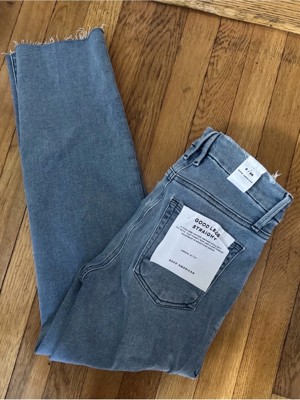 Good American Women’s Straight Leg Jeans in Faded Blue